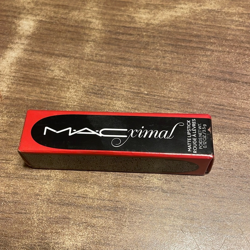 MACximal Matte Lipstick